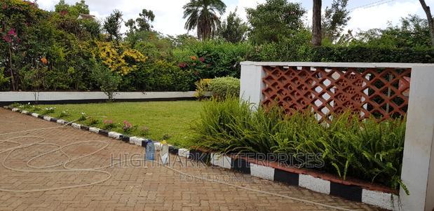 5bdrm Maisonette in Ridgeways for sale