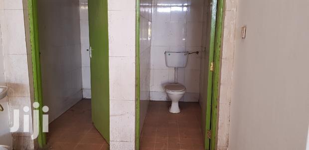 3000 Sq Feet Godown to Let Near DT Dobie