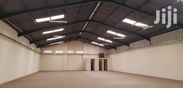 Massive 10000sq Feet Godown To Let Along Enterprise Road
