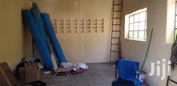 1200 Sq Feet Godown to Let