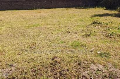 Quick Sale, 1/4 Plot (TWO PLOTS) on Sale in Molo Town at 6.8M