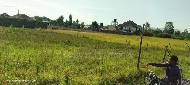 50*100 Plot in Lanet Kamfarm Only 500m From Tarmac at 2.5M