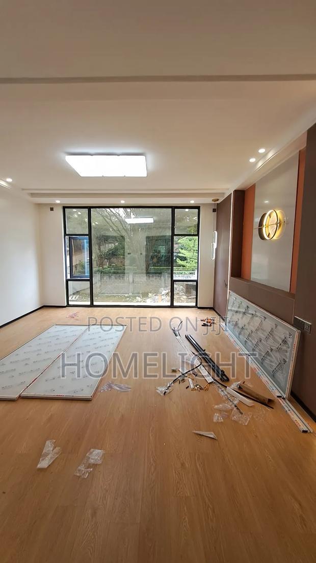 5bdrm Villa in Lavington for sale