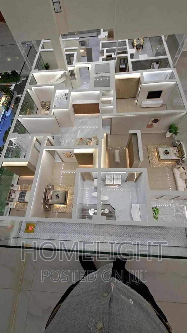 5bdrm Duplex in Lavington for sale