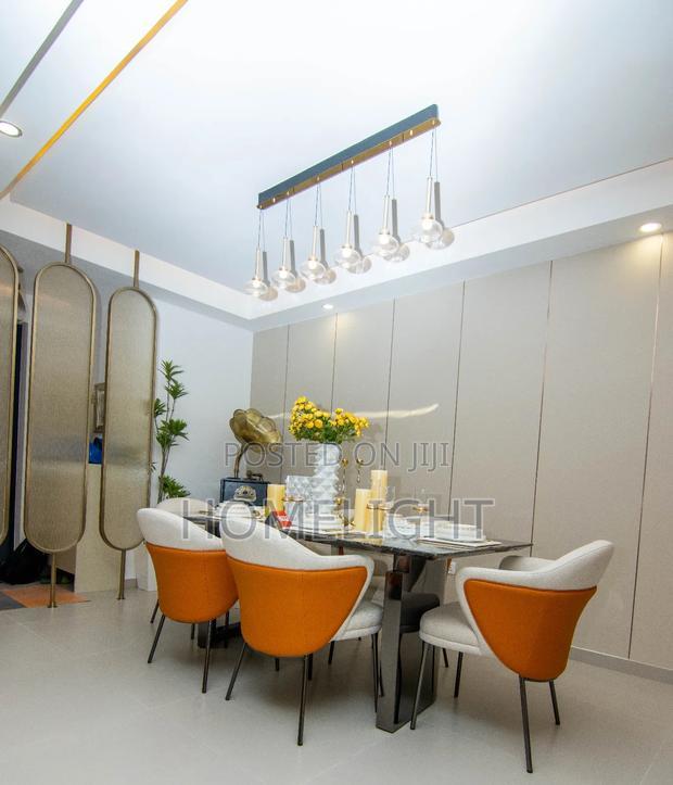 5bdrm Apartment in Valley Arcade for sale