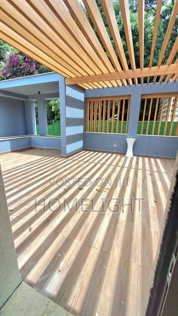 5bdrm Villa in Lavington for sale