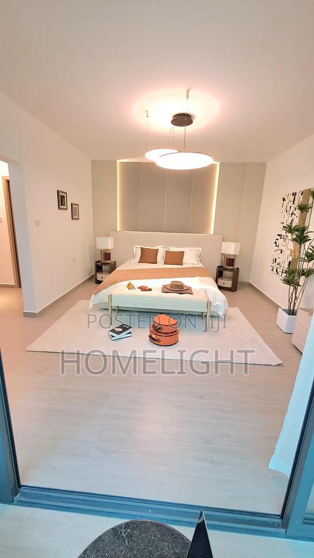 5bdrm Apartment in Valley Arcade for sale