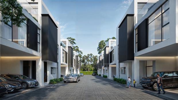 5bdrm Villa in Lavington for sale
