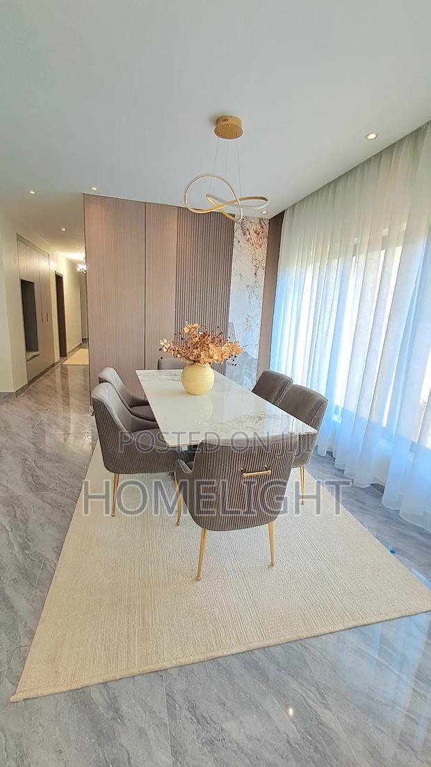 4bdrm Apartment in Parklands for sale