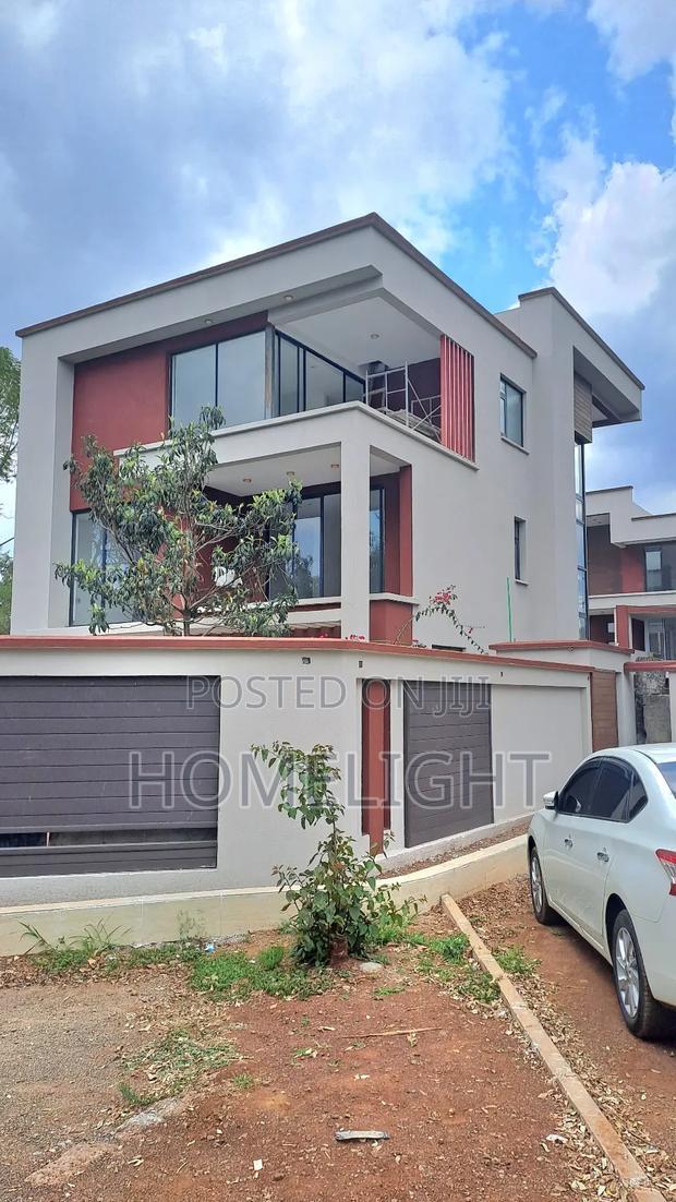 5bdrm Villa in Lavington for sale