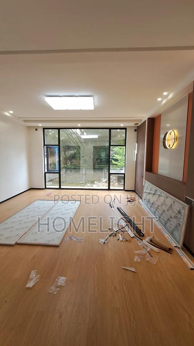 5bdrm Villa in Lavington for sale