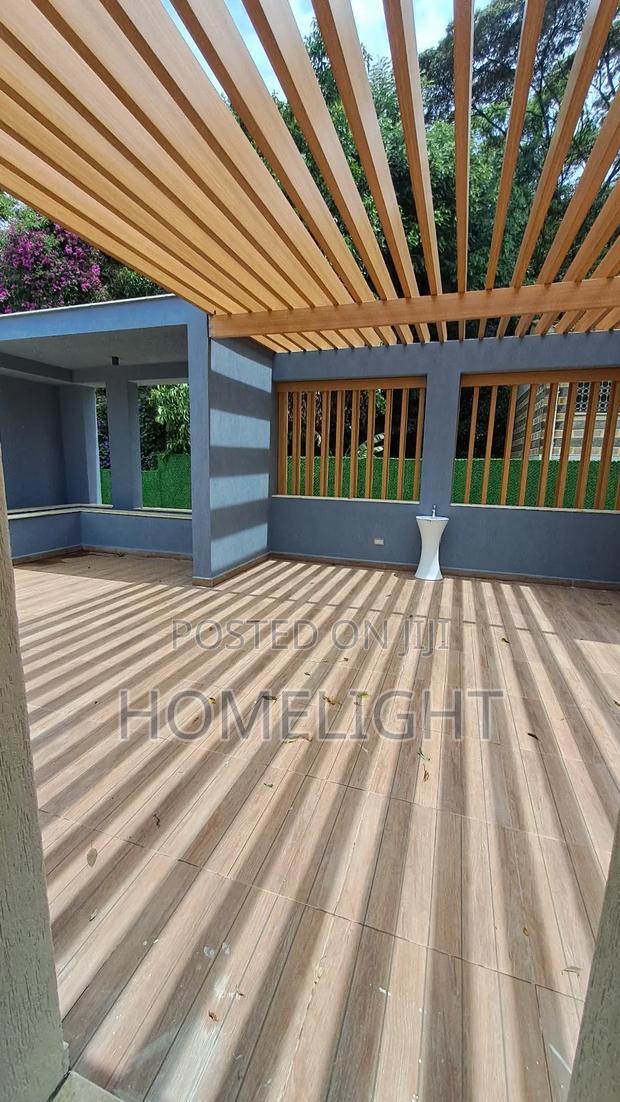 5bdrm Villa in Lavington for sale