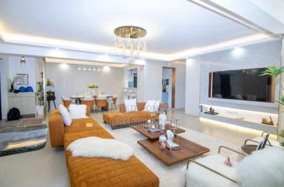 5bdrm Apartment in Valley Arcade for sale
