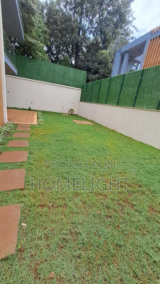 5bdrm Villa in Lavington for sale