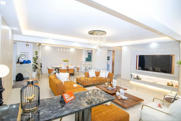 5bdrm Apartment in Valley Arcade for sale