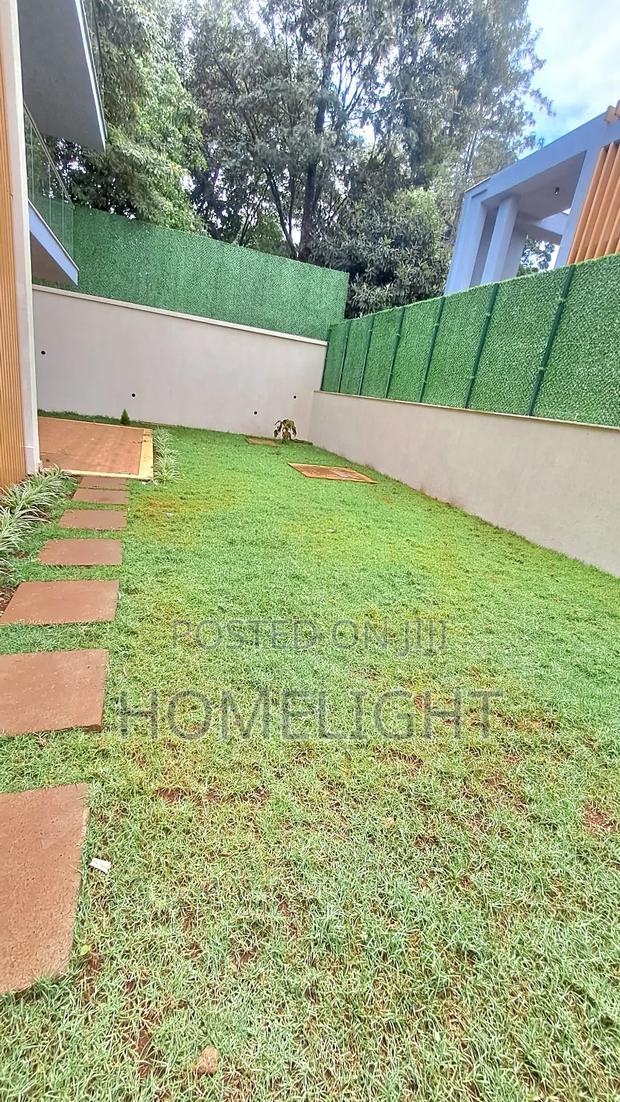 5bdrm Villa in Lavington for sale