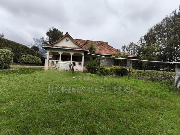 4bdrm Bungalow in Ngong 46, Oluulua for sale