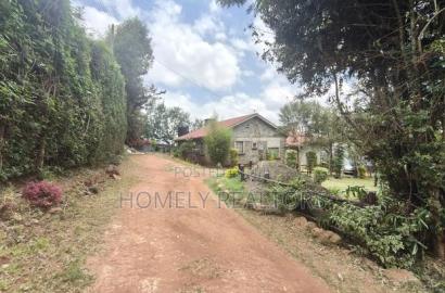 1.25 Acres With a 4-Bedroom Bungalow in Boroti Thigio Near Tarmac