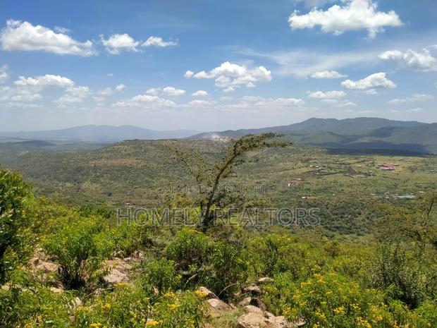 4 Acres in Kiserian Kona Baridi. Has a Nice View of Magadi