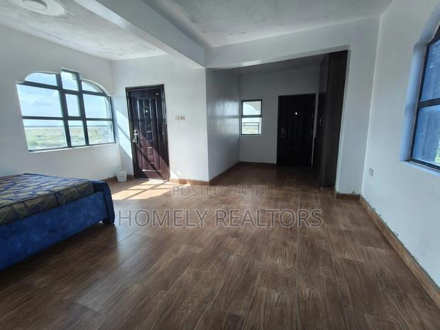 9bdrm Mansion in Birika, Kiserian for sale