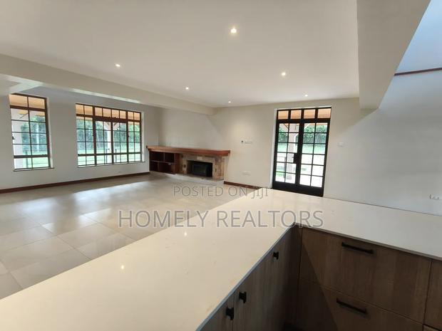 4bdrm Mansion in Oloirien, Birika, Kiserian for sale