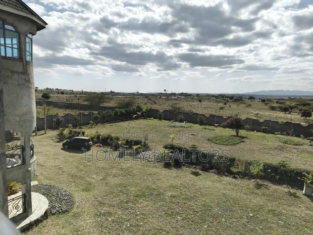 9bdrm Mansion in Birika, Kiserian for sale