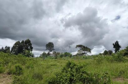 Quarter Acre Plot in Ngong, Kahara Near the Main Road