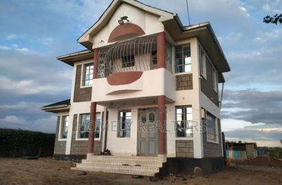 4bdrm Maisonette in Rangau, Ongata Rongai for sale