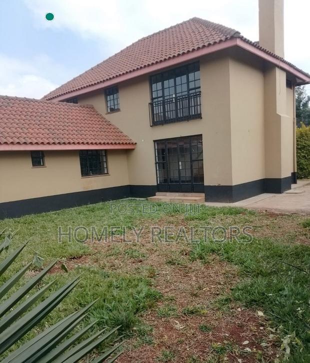 4bdrm Maisonette in Kerarapon Drive, for sale