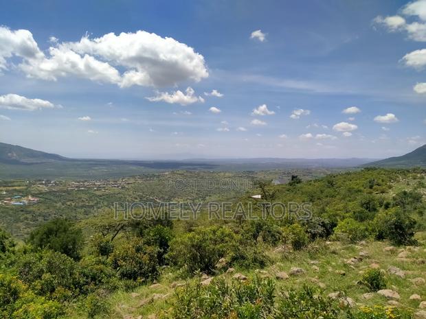 4 Acres in Kiserian Kona Baridi. Has a Nice View of Magadi