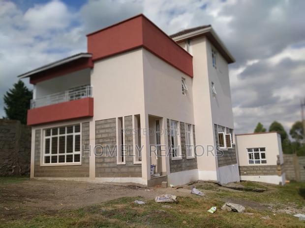 5bdrm Maisonette in Ngong Oloosurutia for sale