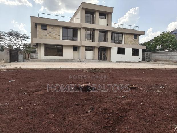 6bdrm Maisonette in Karen, Nairobi for sale