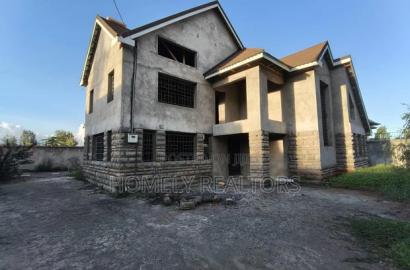 4bdrm Maisonette in Nkoroi Gated Estate for sale