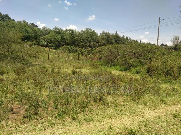 Eighth Acre Plot in Kerarapon Ngong, Touching Tarmac
