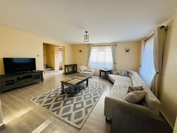 Furnished 4bdrm Maisonette in Greenpark Estate, Gateway Mall Area