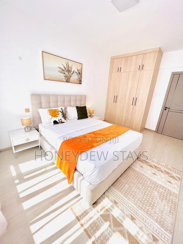 Furnished 5bdrm Apartment in Royal Oaks Residency, Valley Arcade