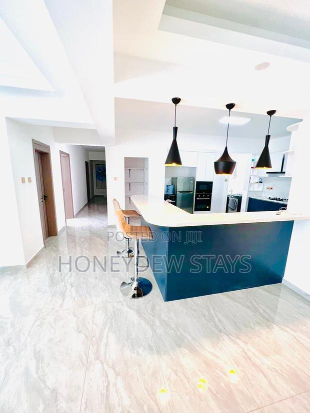 Furnished 5bdrm Apartment in Royal Oaks Residency, Valley Arcade