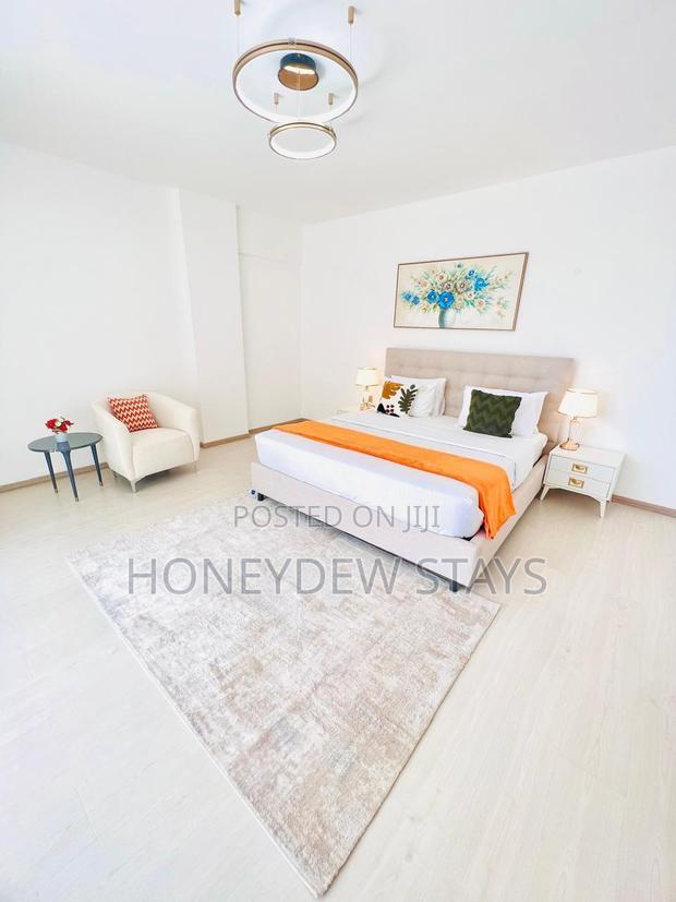 Furnished 5bdrm Apartment in Royal Oaks Residency, Valley Arcade