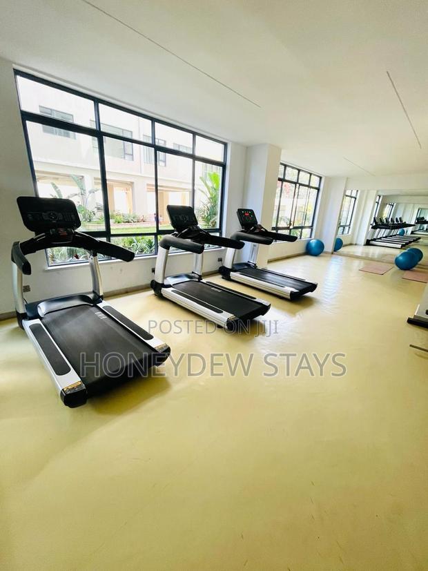 Furnished 5bdrm Apartment in Royal Oaks Residency, Valley Arcade