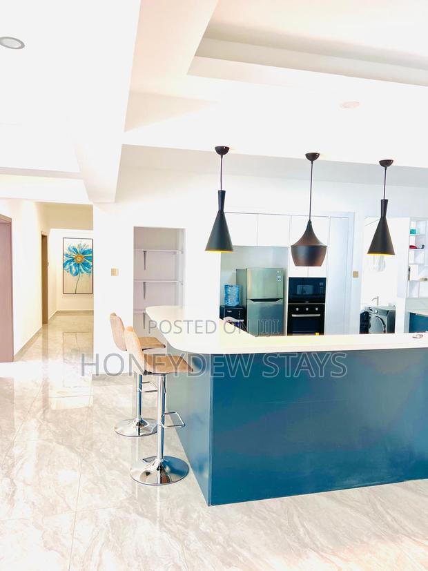 Furnished 5bdrm Apartment in Royal Oaks Residency, Valley Arcade