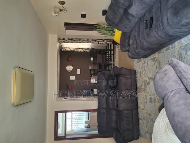3bdrm Apartment in Best Home Apartment, Gateway Mall Area for sale