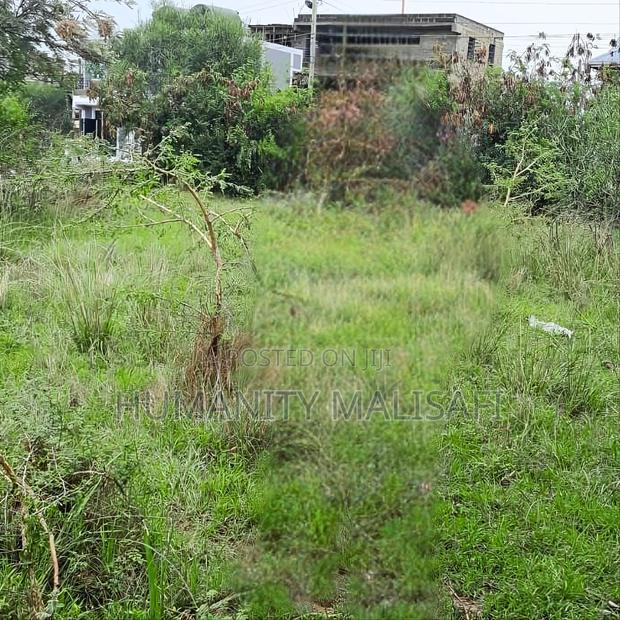 40 by 80 Land Plot at Kamakis, Ready Title.A Modern Commercial Center