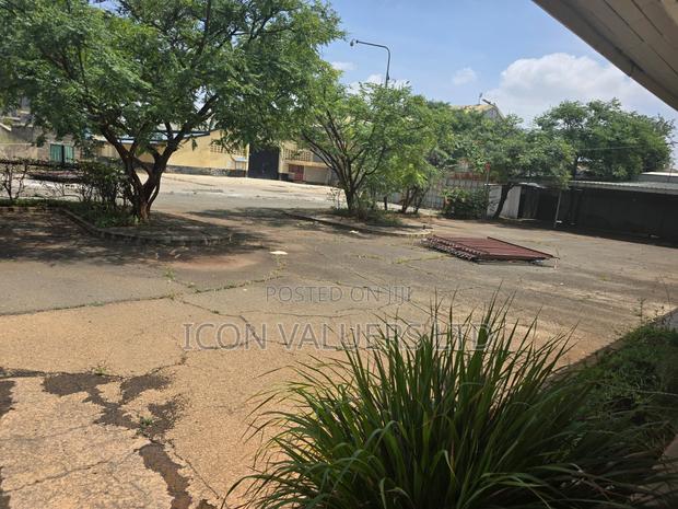Prime Land (Yard) to Lease