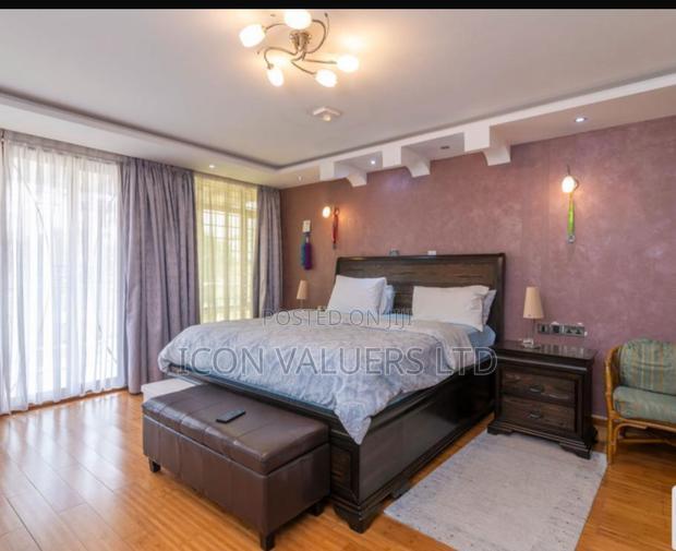 5bdrm Maisonette in Lavington, Valley Arcade for sale