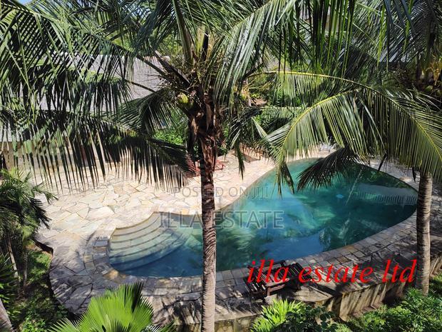 Furnished 2bdrm Apartment in Central Diani for sale