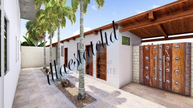 4bdrm Villa in Diani Beach 2Nd Row, Ukunda for sale