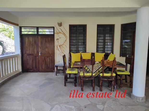 Furnished 2bdrm Apartment in Central Diani for sale
