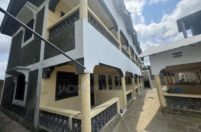 Reyo Apartments