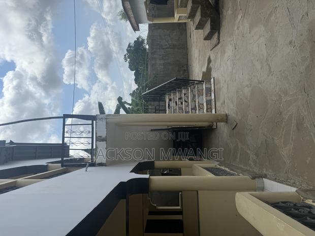 Reyo Apartments