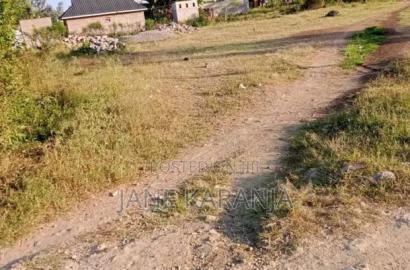 One and Quarter for Sale at Kenol Town Muranga County